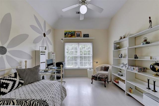 4825 Meadow Park Lane, Suwanee, GA 30024