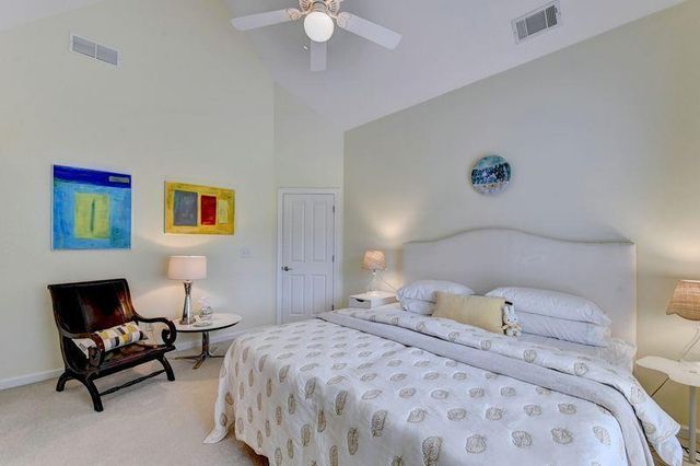 4825 Meadow Park Lane, Suwanee, GA 30024