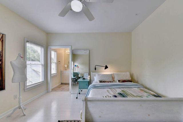 4825 Meadow Park Lane, Suwanee, GA 30024