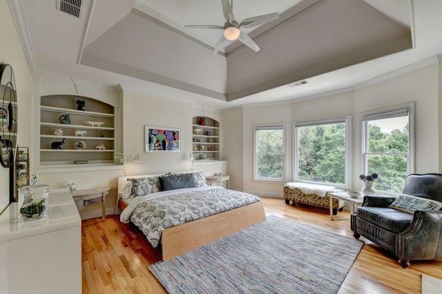 4825 Meadow Park Lane, Suwanee, GA 30024