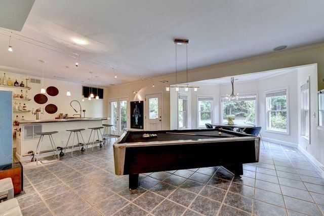 4825 Meadow Park Lane, Suwanee, GA 30024