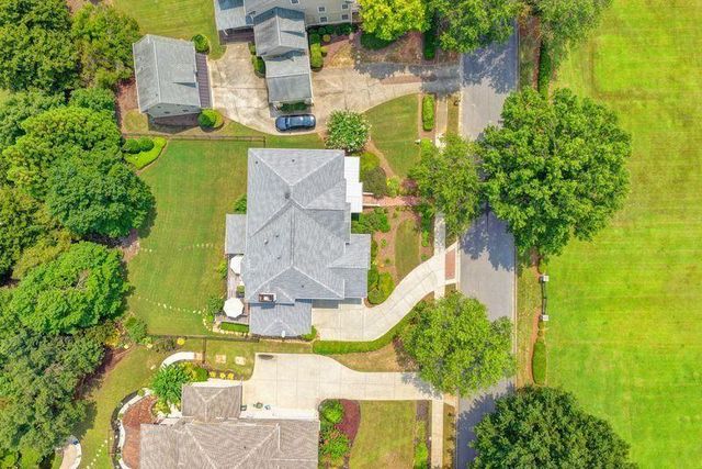 4825 Meadow Park Lane, Suwanee, GA 30024