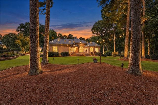 1109 Edward Drive, Mcdonough, GA 30252
