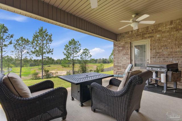 2677 Tulip Hill Rd, Pace, FL 32571
