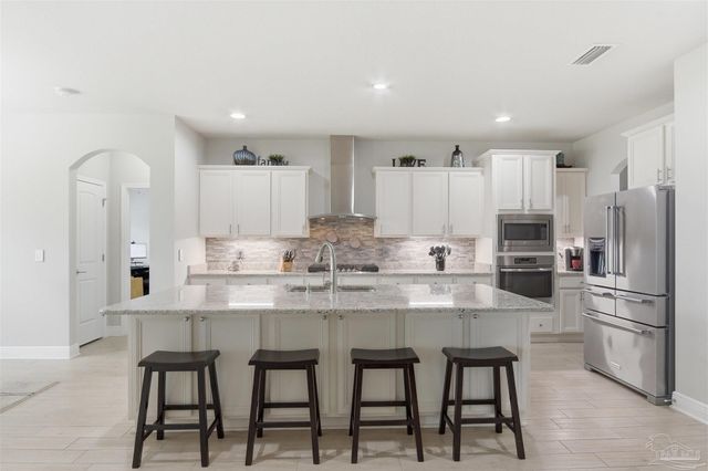 2677 Tulip Hill Rd, Pace, FL 32571
