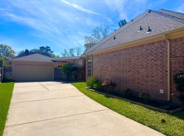 4402 Water Elm Way, Houston, TX 77059