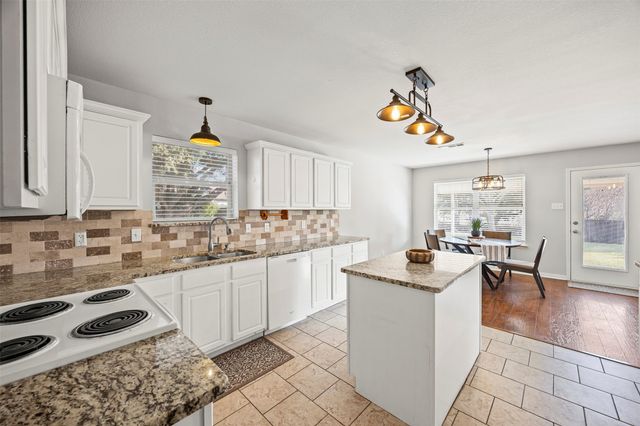 6060 Park View Drive, Midlothian, TX 76065