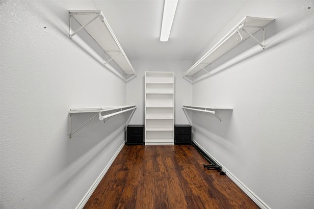 6060 Park View Drive, Midlothian, TX 76065