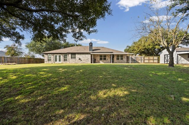 6060 Park View Drive, Midlothian, TX 76065