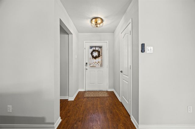 6060 Park View Drive, Midlothian, TX 76065