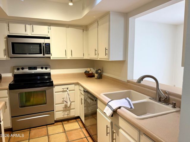 5631 N 79TH Street 4, Scottsdale, AZ 85250