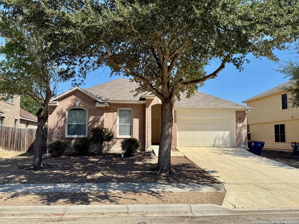 221 Niemietz Cove, Cibolo, TX 78108