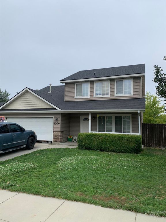 1304 W Hawk Pl, Nampa, ID 83651