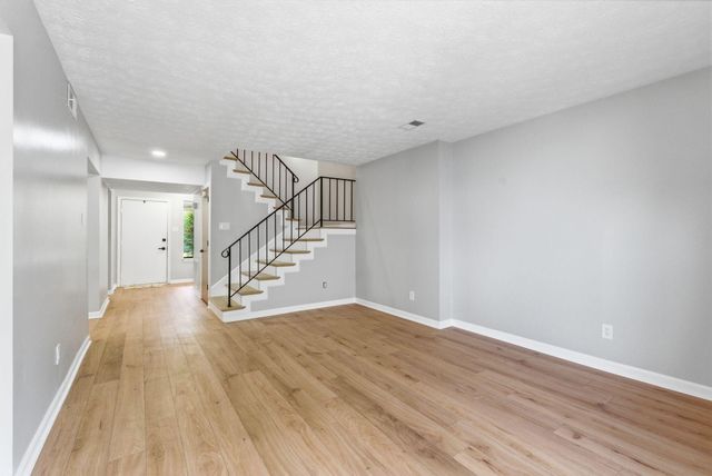 500 Laketower Drive 63, Lexington, KY 40502