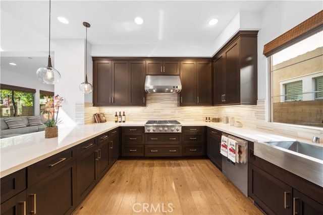 105 newall, Irvine, CA 92618