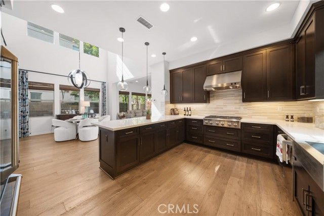 105 newall, Irvine, CA 92618