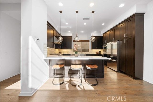 105 newall, Irvine, CA 92618