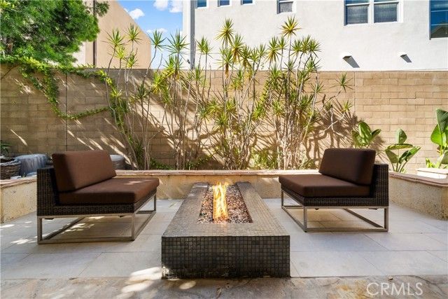 105 newall, Irvine, CA 92618