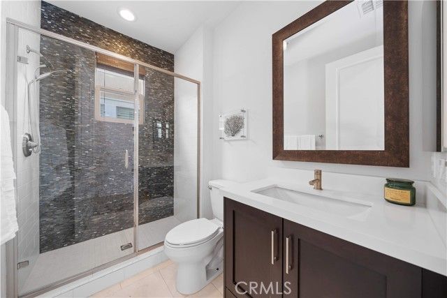 105 newall, Irvine, CA 92618