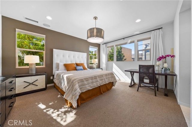 105 newall, Irvine, CA 92618