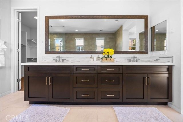 105 newall, Irvine, CA 92618