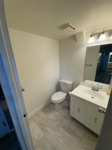 501 Three Islands Blvd 101, Hallandale Beach, FL 33009