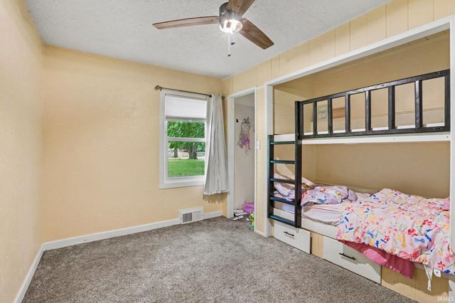 58489 County Road 9, Elkhart, IN 46517