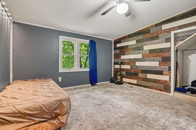 58489 County Road 9, Elkhart, IN 46517