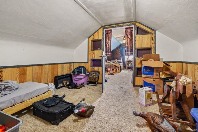 58489 County Road 9, Elkhart, IN 46517