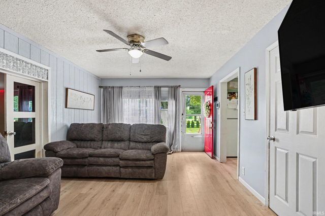 58489 County Road 9, Elkhart, IN 46517