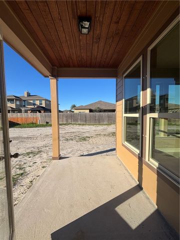 7806 Stover Dr, Corpus Christi, TX 78414