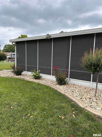 2309 Griffiths Avenue, Springfield, IL 62702