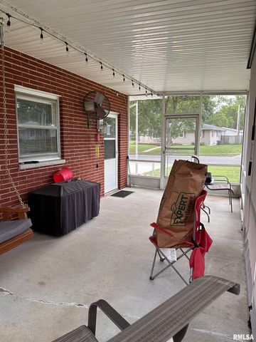 2309 Griffiths Avenue, Springfield, IL 62702