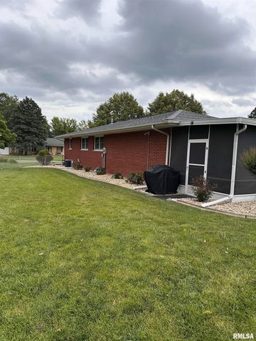 2309 Griffiths Avenue, Springfield, IL 62702