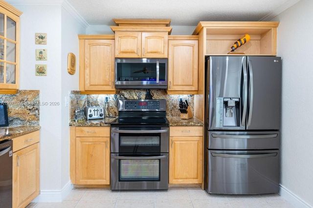 17122 SW 156th Court, Miami, FL 33187
