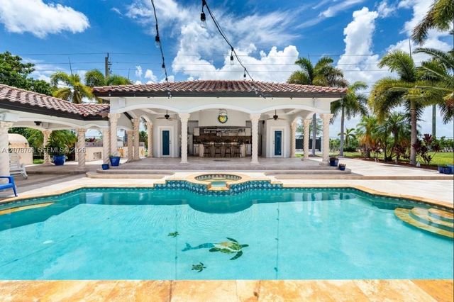 17122 SW 156th Court, Miami, FL 33187