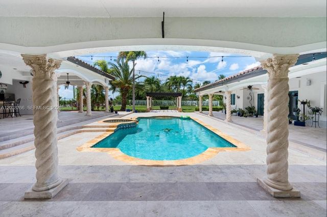 17122 SW 156th Court, Miami, FL 33187