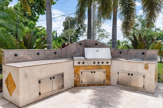 17122 SW 156th Court, Miami, FL 33187