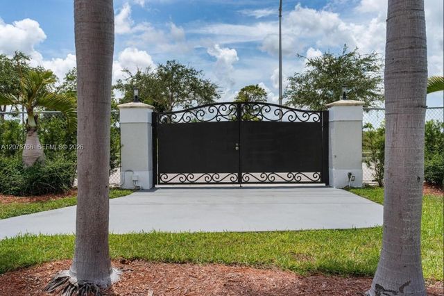 17122 SW 156th Court, Miami, FL 33187