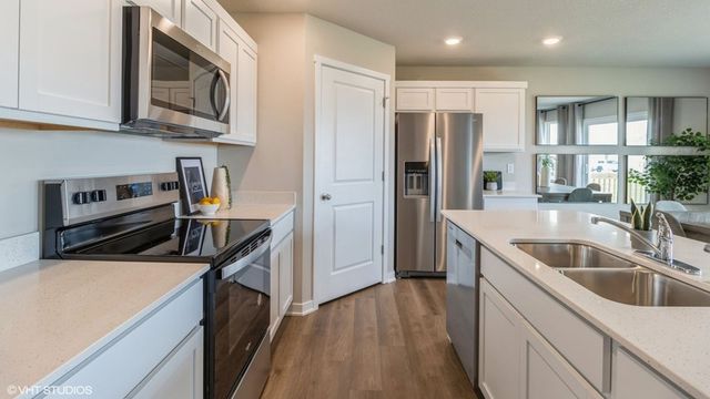 302 39th Street SW, Altoona, IA 50009