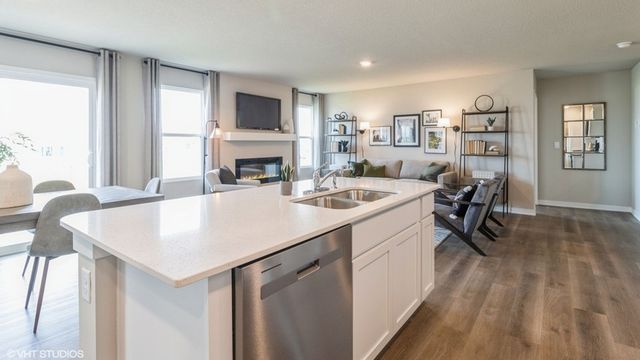 302 39th Street SW, Altoona, IA 50009