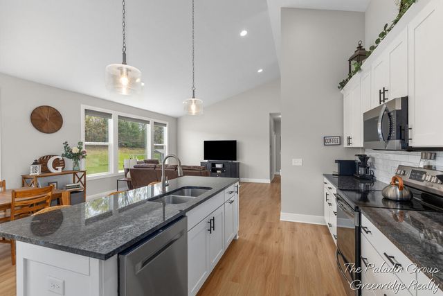 9404 Shoreway Drive, West Olive, MI 49460