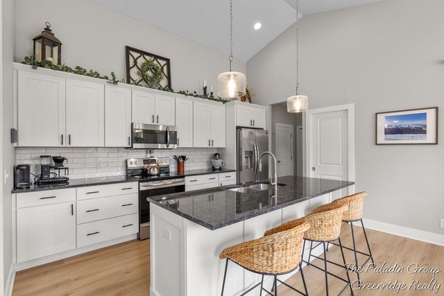 9404 Shoreway Drive, West Olive, MI 49460