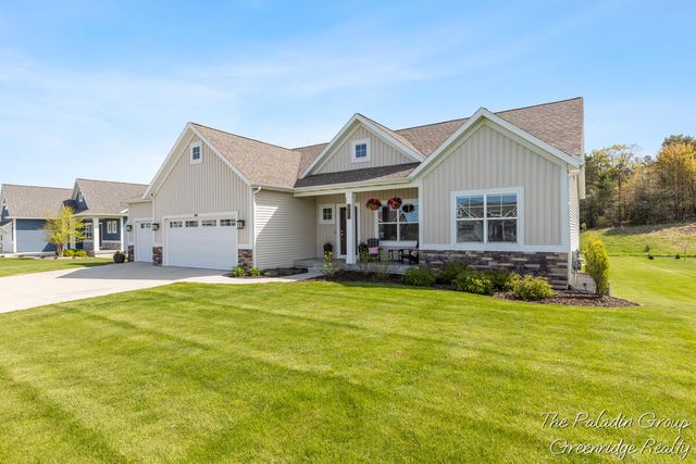 9404 Shoreway Drive, West Olive, MI 49460