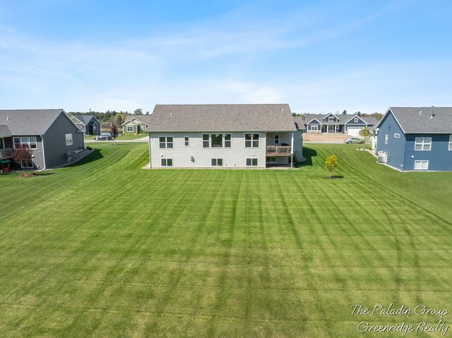 9404 Shoreway Drive, West Olive, MI 49460