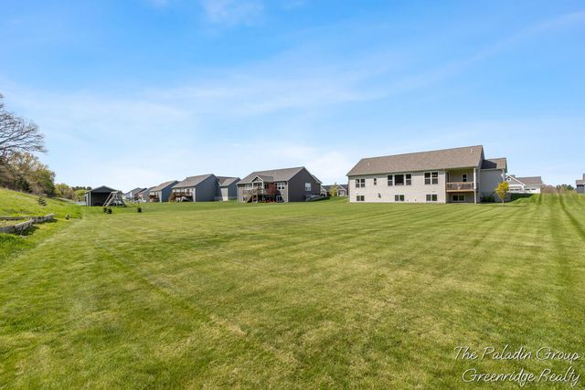 9404 Shoreway Drive, West Olive, MI 49460