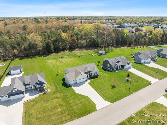 9404 Shoreway Drive, West Olive, MI 49460