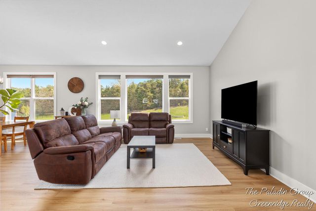 9404 Shoreway Drive, West Olive, MI 49460