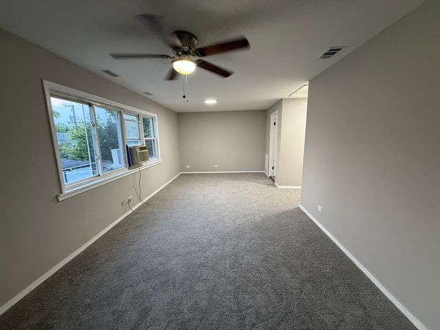 1936 S 17th Avenue, Maywood, IL 60153