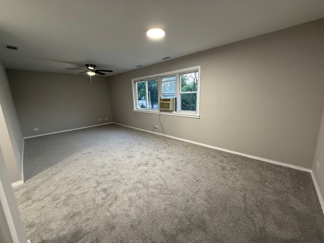 1936 S 17th Avenue, Maywood, IL 60153